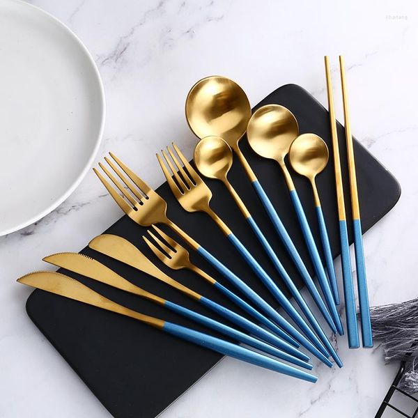 Set di posate Coltello da bistecca in oro blu Forchetta Cucchiaino da caffè Cucchiaino da tavola Set da tavola Noble Western Wedding Party Home Posate di lusso