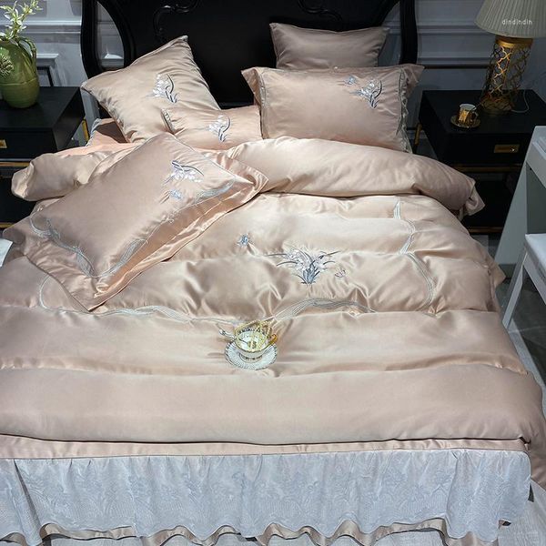 Set di biancheria da letto Set di ricami di fiori di orchidea di cotone satinato di seta champagne di lusso Copripiumino Biancheria da letto Copriletto in pizzo bianco Federe