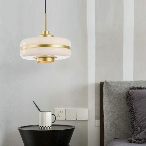 Lâmpadas pendentes de personalidade criativa nórdica sala de estar de jantar na varanda de cama lustre de cabeceira de vidro de vidro moderno lâmpada de mesa de arte