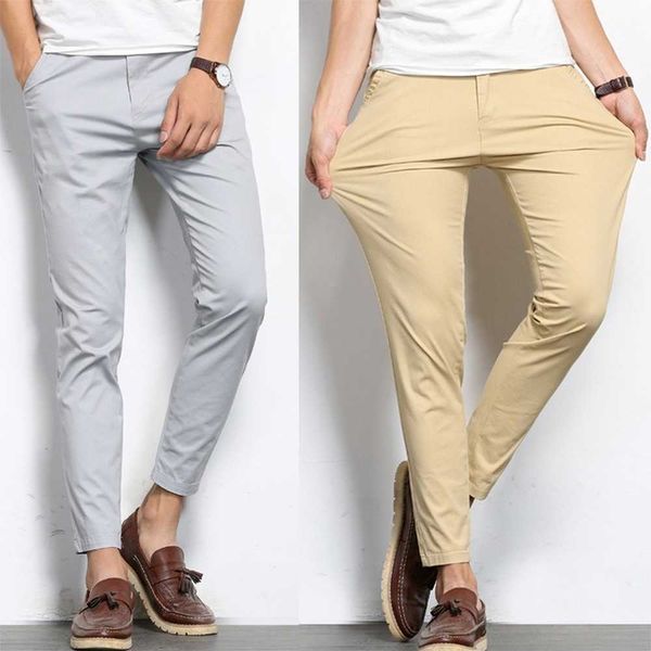 Calças masculinas Moda coreana magra Casual Casual Chaki Solid Color 9 Parte Torno
