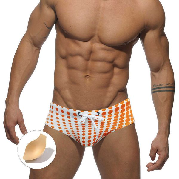 Men's Swimwear 2021 Summer Swimming Briefs Letter Fun Carta impressa com Pad Beach Trunks Fashion Sports Short Homme J220913