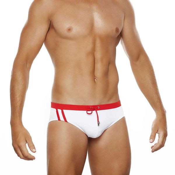 Costumi da bagno da uomo Vendita di grandi dimensioni Slip solidi per uomo Taglia pad MXxl 3 colori Costume da bagno gay Pantaloncini sexy Costumi da bagno Giovane uomo Sunga Bikini J220913