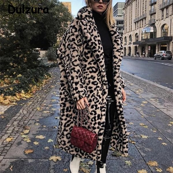 Leopardo de moda de luxo de peles feminina Jackets de urso comprido casacats women inverno grosso de roupa de roupa quente e fêmea 221007