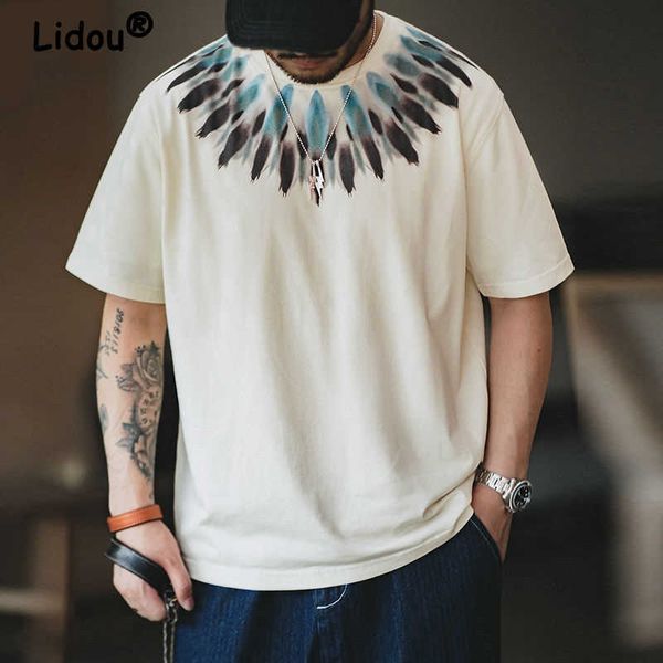 T-shirt da uomo High Street American Style Personalità sciolta Indian Feather Man Top New Summer Girocollo T-shirt a mezza manica di grandi dimensioni T221006