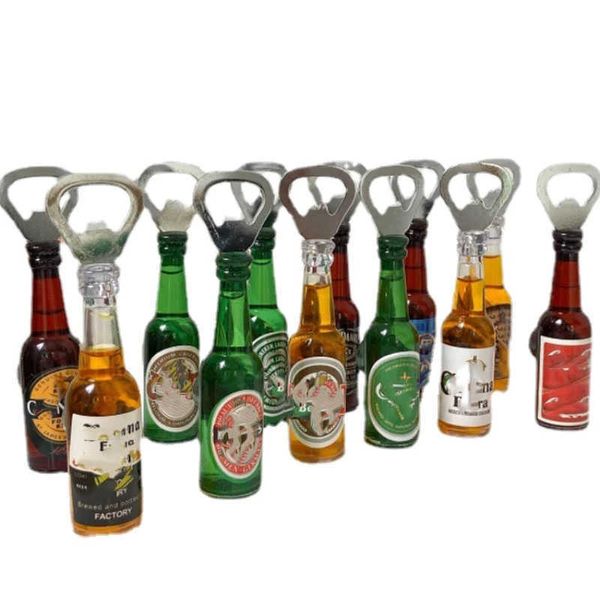 Simulazione creativa Apribottiglie da birra Magnetico multifunzionale Decorazione per frigorifero Magnete Bottiglia Bar Decorazione Gadget da cucina Inventario