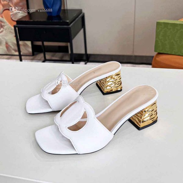 Designer Sandalen Frauen Luxus Hausschuhe Leder Heels Slides Hohe Sexy Schuhe Verschiedene Farben Platte-forme 35-43 DS