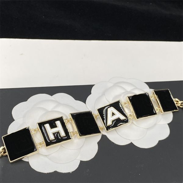 Cinture a catena da donna stilista C Cintura in metallo di lusso per designer di moda per donna Marca classica con fibbia a catena in vita Cintura nera