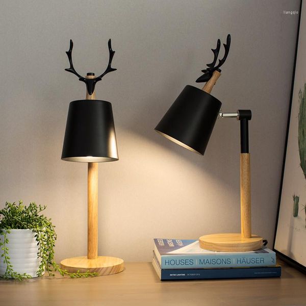 Tischlampen Nordic El Dekorative Lampe kreativer Bar Hochzeitsraum Massives Holzschreibtisch Licht Schlafzimmer Nacht modernes Schwarzwei￟