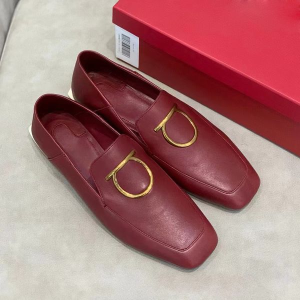 Sapatos de vestido sapatos casuais mulas de princ￭pio Princetown Lazy Slides Momanes cl￡ssicas mulheres planas aut￪nticas fivela de metal fivela de couro de couro imprimido pista 100% grande tamanho 35-43