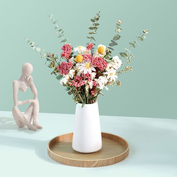 Faux Floral Greenery Moda simples buqu￪ criativa de flores secas eucalipto rosa cris￢ntemo decora￧￣o de decora￧￣o de decora￧￣o de mesa de mesa enfeites 221010