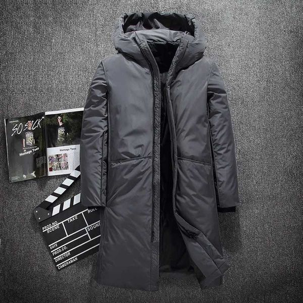 Men Parkas 2021 Inverno Novo Jaqueta branca grossa Moda de moda de moda Capuz Gary Gary Long Duck Coat de casacos masculinos G221010