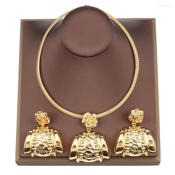 Halskette Ohrringe Set Dubai Gold Farbe Schmuck Frauen Mode Anhänger und große Größe Braut