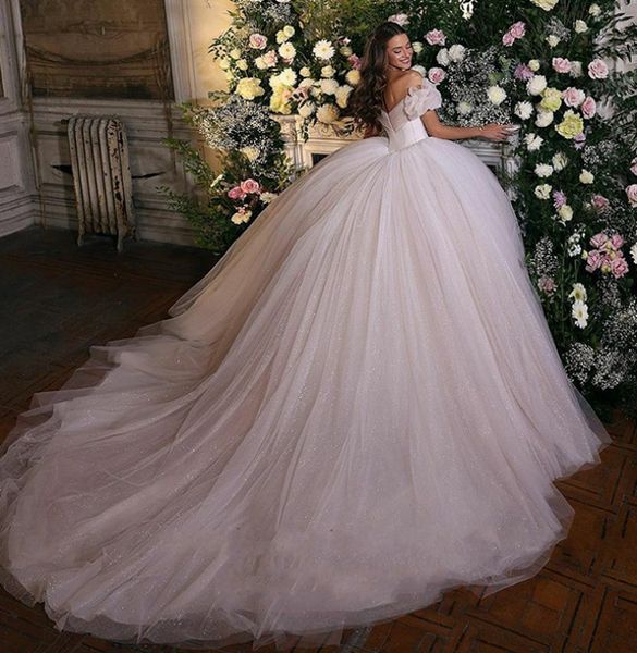 2023 Abito da sposa principessa Corsetto Collo a cuore Abiti da ballo Glitter Tulle Abiti da sposa Robe De Mariee Abiti Noiva Mariage236h