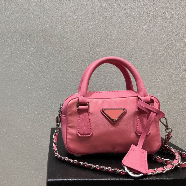 Simpatiche mini borse per fotocamera in nylon da donna Borse a mano a tracolla Borsa a tracolla a forma di triangolo con icona a forma di triangolo