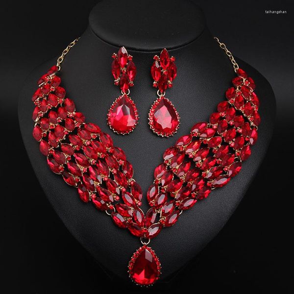 Collane con ciondolo Sangnuo Set di gioielli da sposa di lusso in cristallo rosso per donna Set di gioielli da sposa africani di Dubai Collana con orecchini girocollo