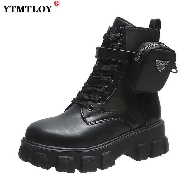 Botas novas Botas Women Motorcycle tornozelo Wigs Female Up Platforms Spring Black Leather Oxford Shoes MUJER 220901