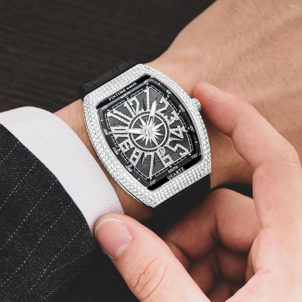 Relógios de pulso Luxury Diamond Diamond Mens Watches Square Quartz Watch for Men Tourbillon Clock Genuine Leather impermeável Hora mecânica