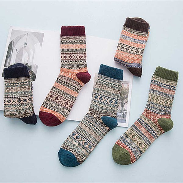 Herrensocken Herbst und Winter Neues Muster Doppelweg Wiederherstellung alter Wege Kaninchenwollsocken Mann Exquisite Nation Windverdickung Warm halten T221011