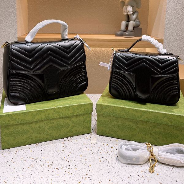 Mensagem das mulheres Bolsas de ombro de couro pretas Designers de luxo Sacos de tamanho m￩dio v￪m com caixa de bolsa vermelha 25x10x19cm 21x7x14cm bolsas de bolsas