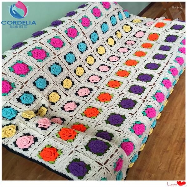 Capas de cadeira 2022 Fashion Luxury Cotton Crochet 3D Flower Sofá para a Toalha de Decoração em casa com Rose Back Rest Cushion