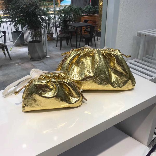 Сумка через плечо Женская брендовая сумка Cloud из натуральной кожи в стиле ретро, подмышки, роскошная золотая блестящая лазерная сумка-тоут, плиссированный клатч с клецками 221015