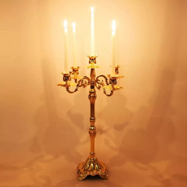 Decoração Gold Table Centerpipe para casamento Candelas de lanterna de metal personalizada Gold Tealight Candlestick IMAKE467