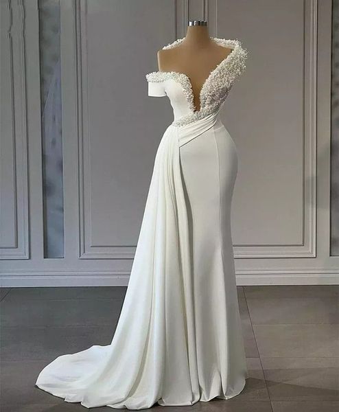 Perlenbestickte Meerjungfrau-Brautkleider, elegante weiße Satin-One-Shoulder-Schößchen-Brautkleider, rustikal, zweiter Empfang, Robes de Mariee