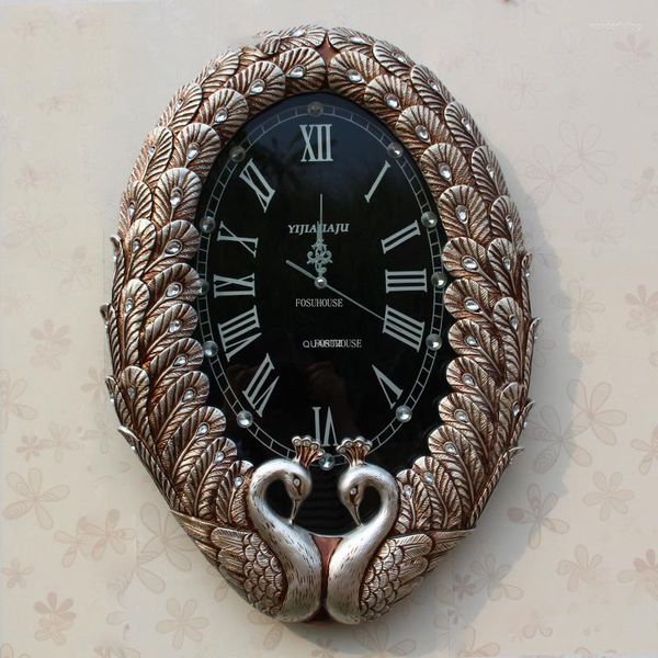 Wanduhren, europäischer Pfau, moderne Heimdekoration, Wohnzimmer, stille, diamantbesetzte Uhr, modisches Schlafzimmer, Quarz