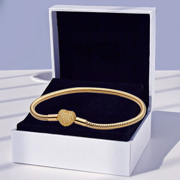 Gelbvergoldetes Charm-Armband mit Pavé-Herzverschluss und Originalverpackung für Pandora-Hochzeitsschmuck aus echtem Sterlingsilber für Damen und Mädchen mit Schlangenketten-Charm-Armbändern