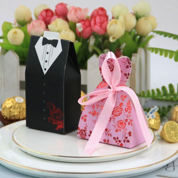 Confezione regalo 50/100 pezzi Scatola di caramelle per sposa e sposo Regali di favore Sacchetto di carta al cioccolato fai da te con nastro souvenir Decorazione di nozze per feste