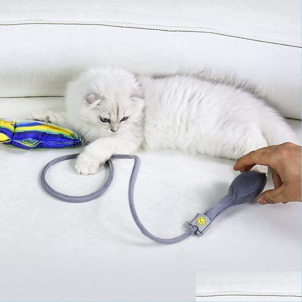 Кошки игрушки невостой рыбная кошачья кошка жевание игрушек интерактивная кошачья кошачья реалистичная ручная подушка подушки безопасности