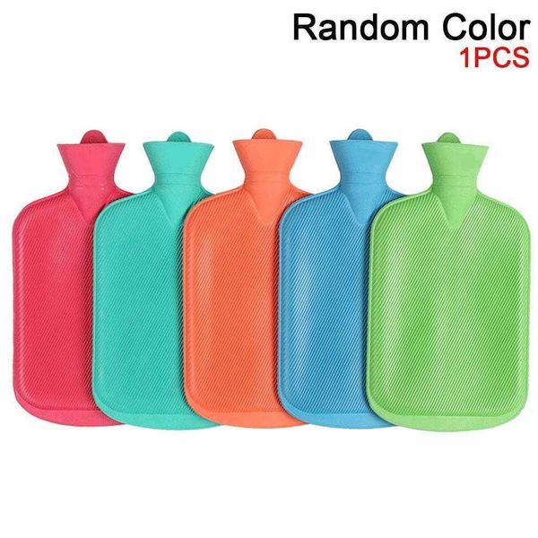 Andere Hausgarten 1PCS zufällige Farbe 2000 ml wasserfüllende Gummi Flasche Winter warme Füße Hand wärmer wiederverwendbares Hot Water Bag Bouillotte T221018