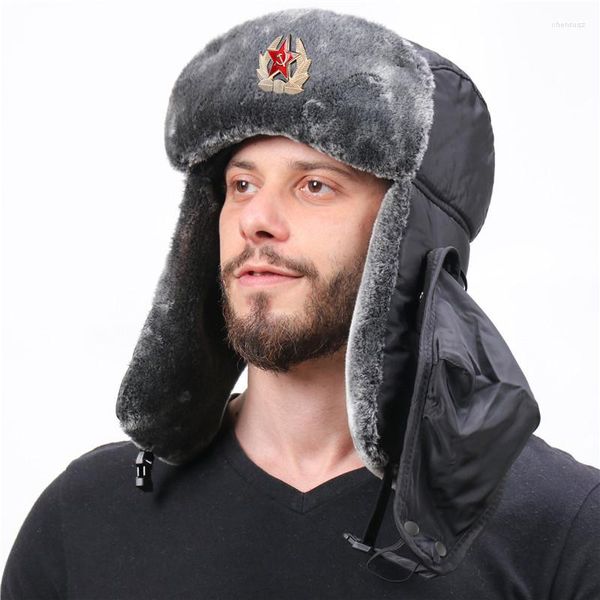 Beralar Faux Furs Rus Kış Şapkası Adam OuoDoor Sovyet Rozeti Şapkaları Kadınlar İçin Yumuşak Rüzgar Düzeltici Kulaklıklar Gorro Invierno Hombre