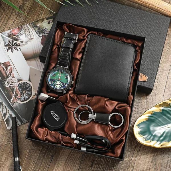 Armbanduhren Luxus Herrenuhr Set Mode Männer Quatrz Sport Armbanduhr Leder Falten Brieftasche USB-Kabel Schlüsselanhänger Geschenk für Herren