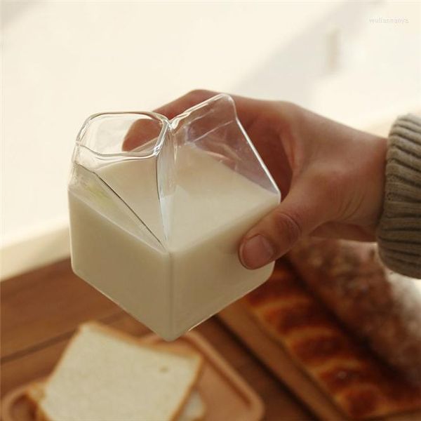 Bicchieri da vino 1 pezzo 250ML Mezza pinta Cartone di latte Stile creativo Mini Creamer Brocca Tazza di vetro Bere Sciroppo Bottiglia di tè