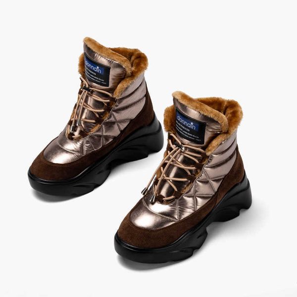 Botas Cow Couro impermeável tornozelo de inverno fêmea plataforma de renda quente Bot de neve quente Mulheres Mulheres não deslizam Borracha Chunky Sole L221018