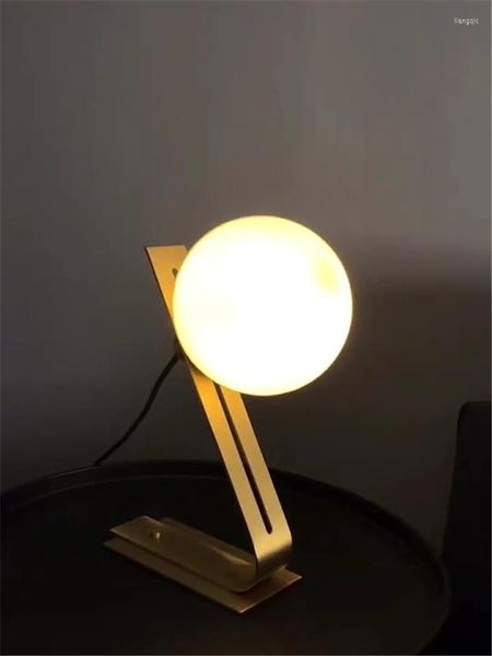 Table Lamps Luxury Modern Minimalist Lamp LED E14 Gold/Black Glass Copper Decorative Desk Lights Living Room Study Bedroom Bedside