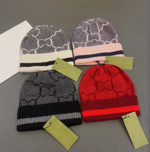 2022 Fashion Unissex Beanie Knit Hat Classics Sports Skull Caps para mulheres e homens AutoMume chap￩us de inverno