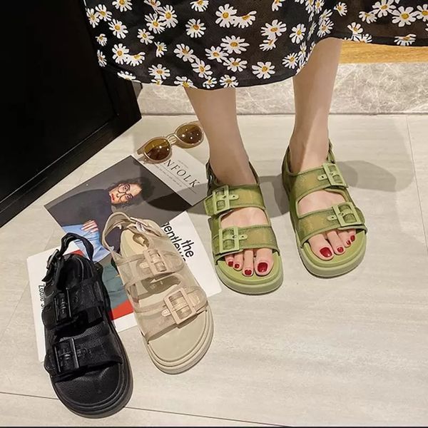 Nuovi sandali Celebrity Mesh Doppia fibbia in metallo Piattaforma con cinturino Donna Creepers Open Toe Roman Sandali Muffin respiro Femmes Sandales