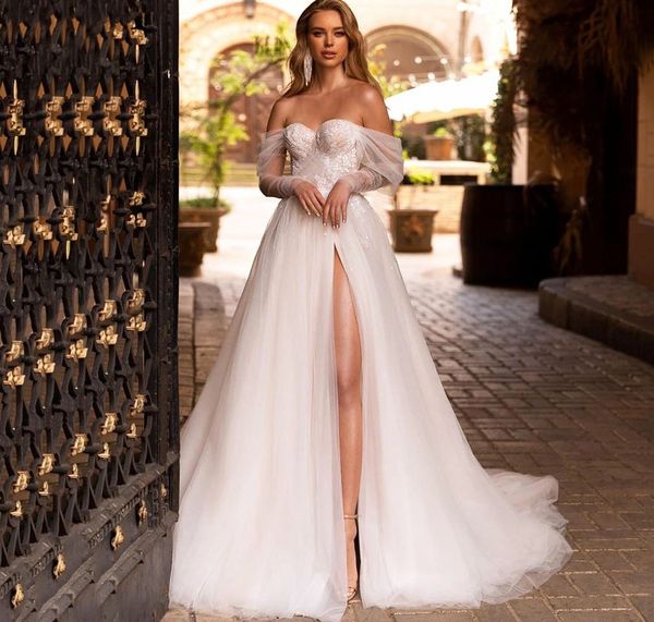 Apliques de renda Vestido de noiva do pesco￧o de cora￧￣o 2023 Princesa Ofim do ombro da praia Vestido de noiva Aplique Split Vestido de Noiva