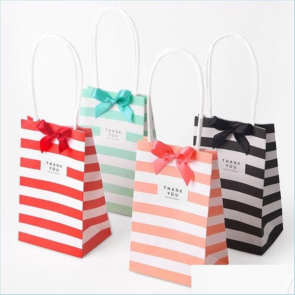 Confezioni regalo Mini sacchetti di carta di carta bianca Sacchetto di imballaggio color caramella con manici Borsa a mano di stoccaggio moda Kraft a strisce Negozio personalizzato 0 74Hb B Dh5Ew