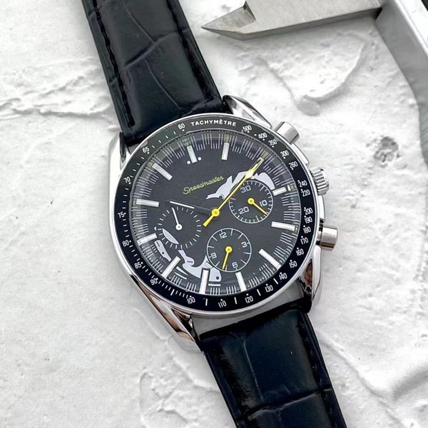 Om Relógios de pulso para homens 2023 Novos relógios masculinos All Dial Work Relógio de quartzo de alta qualidade Top Luxury Brand Chronograph Relógio preto cinto de couro masculino moda o01