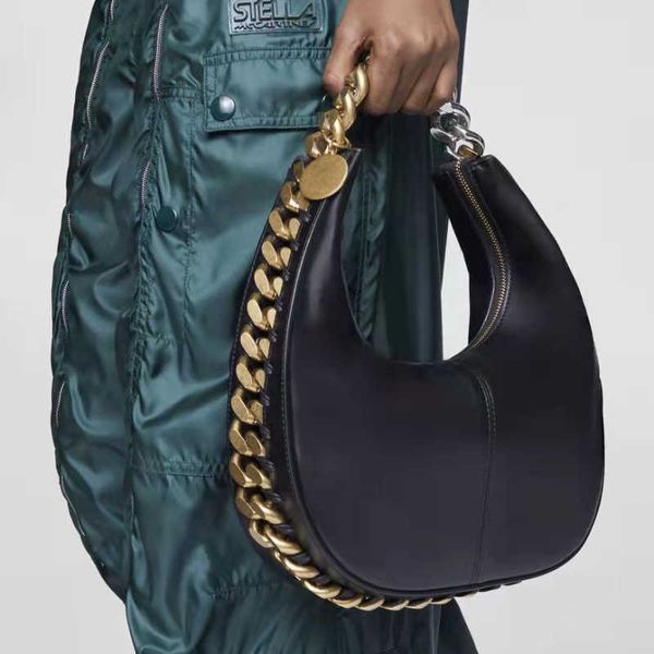 Сумки сцепления большая цепь для женщин полумесяц подмышечные сумки для плеч дизайнерская реплика роскошная ретро -тренд мода 221023
