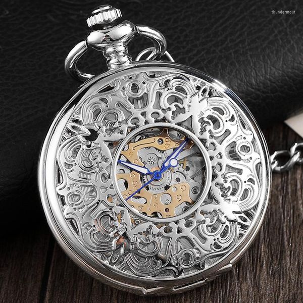 Relógios de bolso 2022 Moda Moda Prata Gravada Hand Wind Watch para homens Mulheres Vintage Steampunk FOB Skeleton Masculino Presente