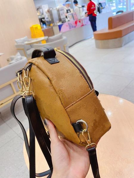 Marca feminina feminina mochila mochila bolsa de negócios de couro masculino para mochilas de viagem pequenas mochilas de viagem