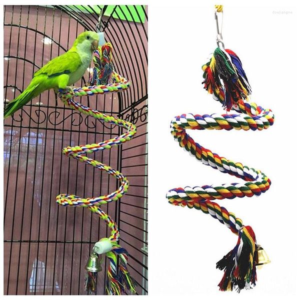 Другая птица поставляет попугай игрушку плетеная веревка, висящая плетеная плетеная буджи жеватель