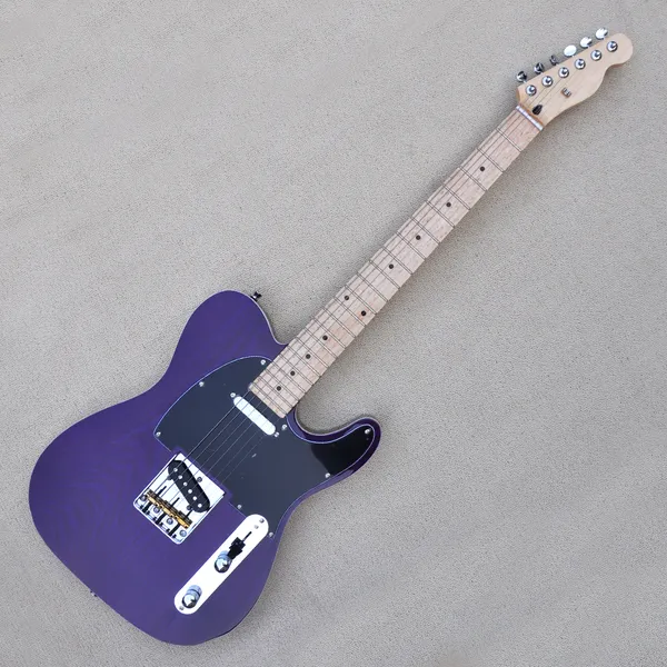La chitarra elettrica viola personalizzata in fabbrica con tastiera in acero, corpo in frassino con battipenna nero, può essere personalizzata