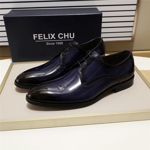 Scarpe derby formali da uomo eleganti in pelle verniciata di lusso Scarpe eleganti da lavoro da ufficio aziendali Scarpe stringate da uomo con punta a punta Blu Nero