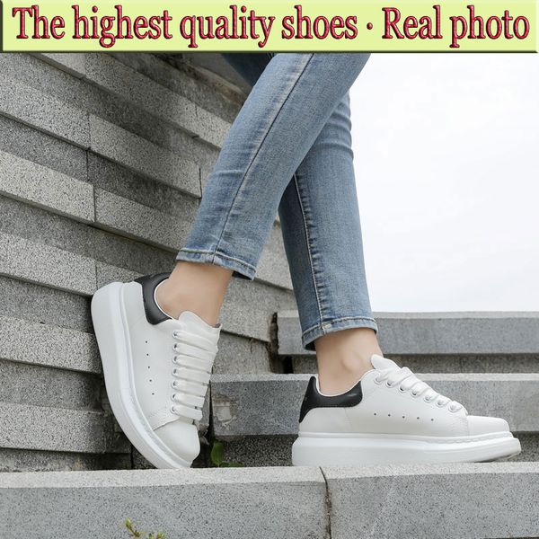 sneaker scarpe casual da uomo Scarpa con plateau Designer in pelle Lace Up 2023 donna Coda di gelatina rossa Moda Sneakers oversize Bianco Nero uomo donna Pelle scamosciata di velluto di lusso