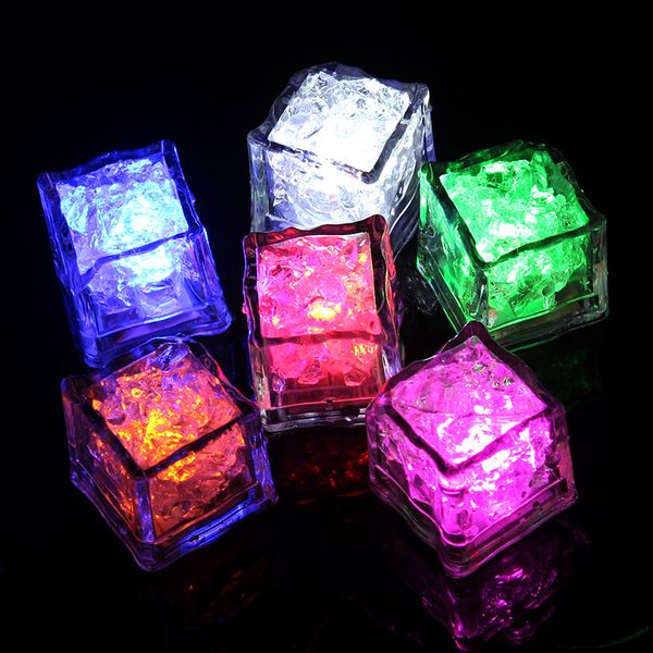 Sensor de toque leve à noite do cubo de gelo LED Sensor à prova d'água Festival de casamento de néon de néon bar de Natal de vidro de vidro de vidro 12pcs